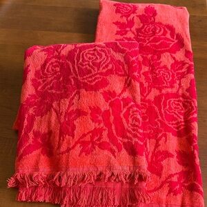 Vintage Bath Towels (2) cotton
